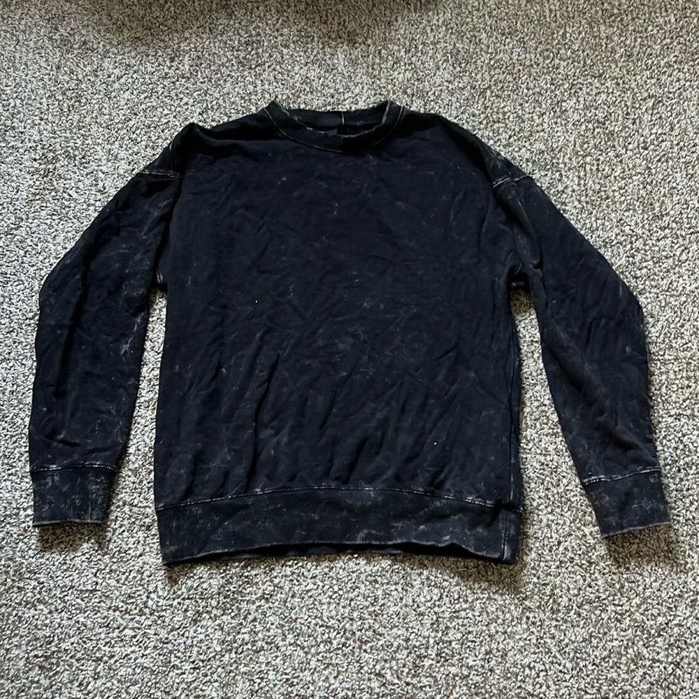 Men’s crewneck